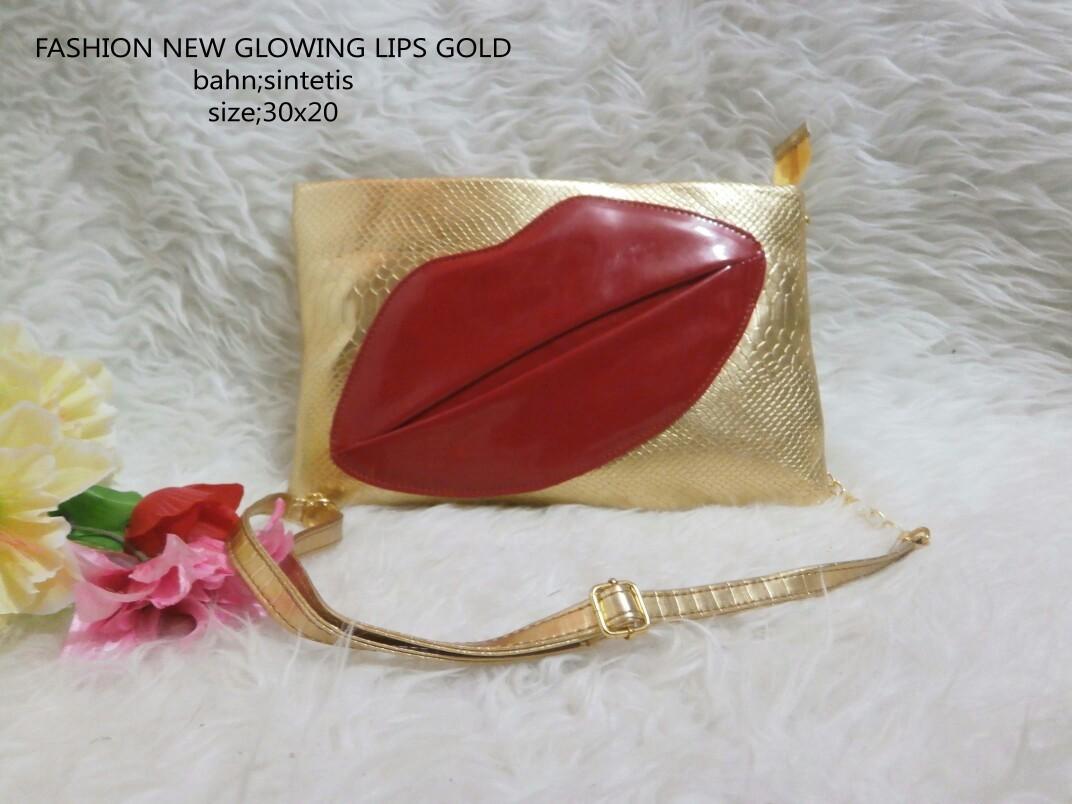 FiveMon_Shop's tweet photo. Lips Bag 75.000 | Minat? invite 5406436B/WA: 08977019673 | @apaajaIKLAN @Jualanku_ID @cariprodukID_ @Iklan_Laku #jual http://t.co/85DbzUrrLn