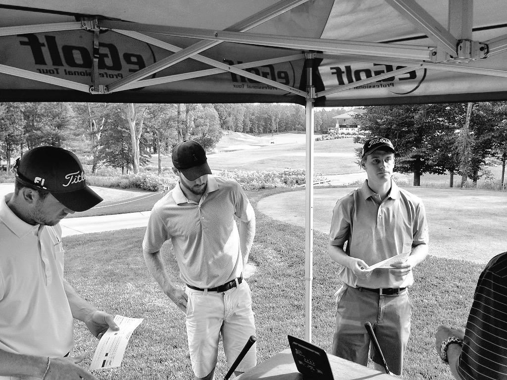 The final threesome of <a href="/rtfountain4/">Richard Fountain</a> (-13), <a href="/TheDeeWee/">Daniel Walker</a> (-8) &amp; <a href="/GraysonMurray/">Grayson Murray</a> (-8) is on #1 tee at <a href="/GolfSpringCreek/">Spring Creek Golf</a>.