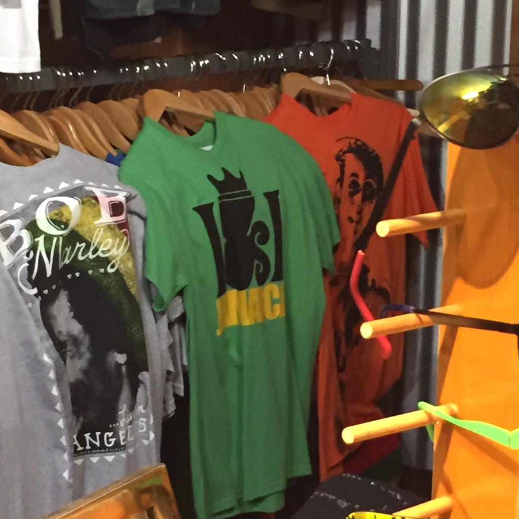 I and I supply via <a href="/REGGAEWEARMIA/">REGGAEWEARMIA</a> <a href="/WynwoodMiami/">Wynwood Miami</a> #Artwalk  love and I N I T Y