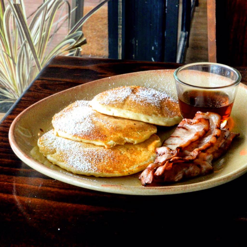 adlfoodcentral's tweet photo. Buttermilk Pancakes with Bacon and Maple #safood #adelaide #eatlocalsa #foodporn http://t.co/m42QLuWcqZ