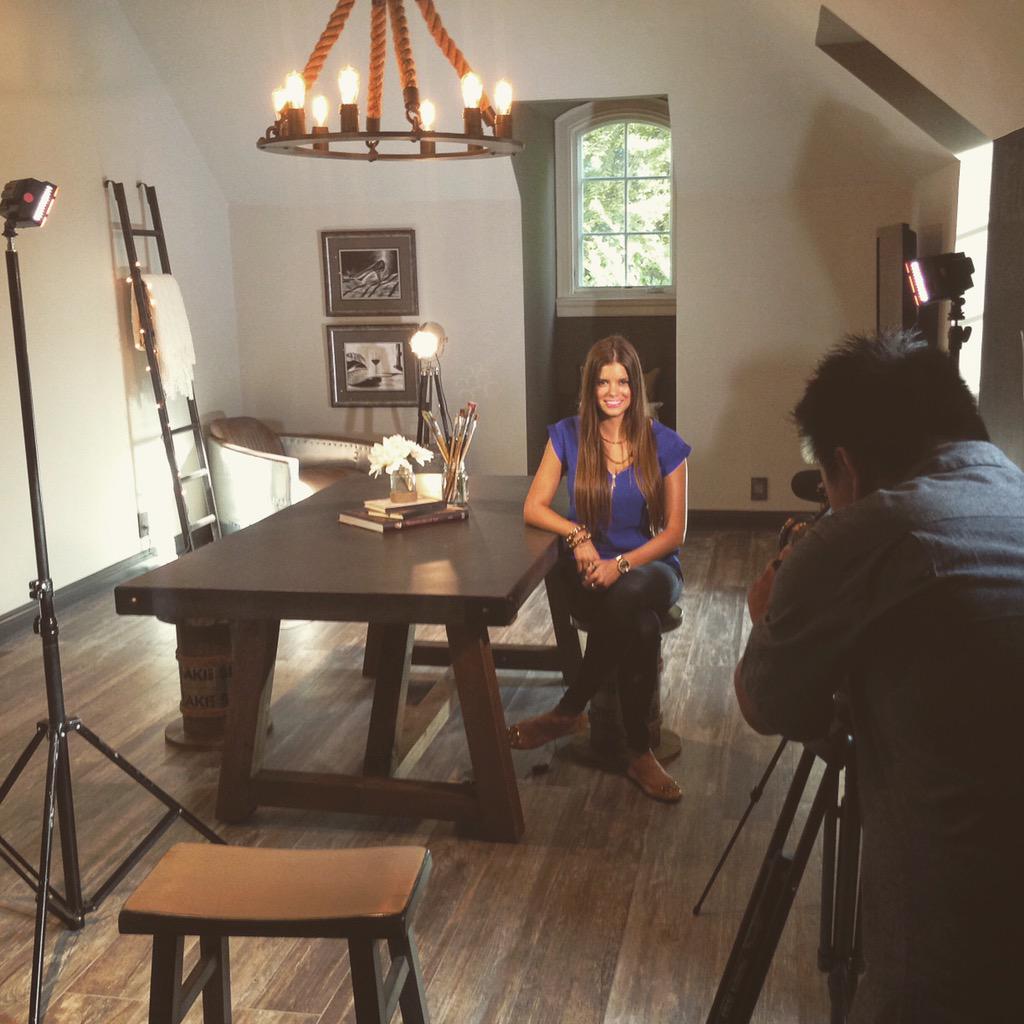 Lights, camera, ACTION! 
#interiordesign #interiordesign #HGTV