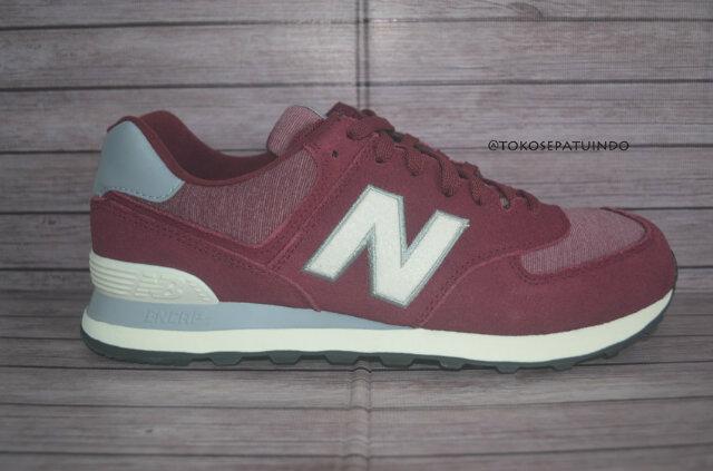 javajonescloth's tweet photo. New balance ML574PMW size 43 original BNIB idr 600k (retail 9xxk) #tsisale @NewBalanceIndo @KarzShop @Red_Shop http://t.co/6dP351JTZ9