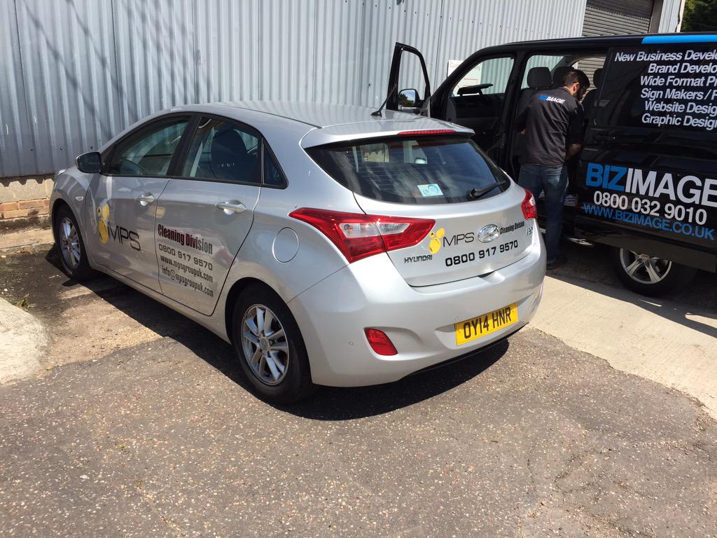 BizImageDan's tweet image. MPS car signwriting in the sun yesterday 😎☀️ @BizImagePromo @BizImageAndy @BizImageMike