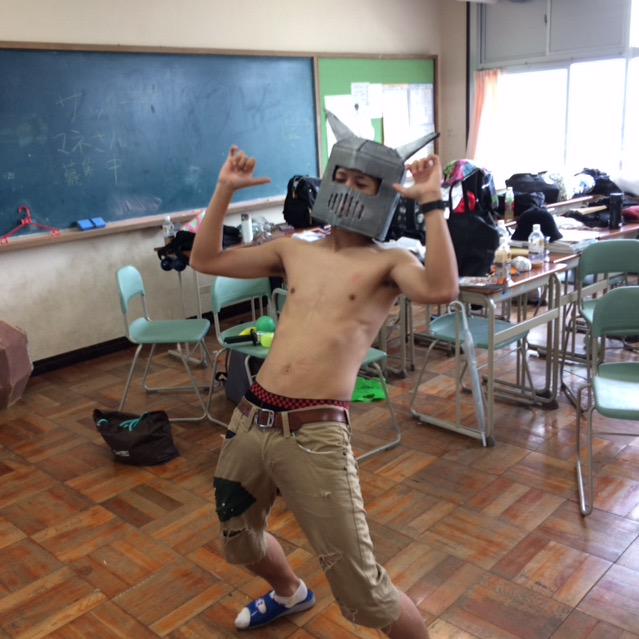 motoki_0430's tweet photo. @_7329832911603 @hirop_1114 
たいがには負けるわ… http://t.co/pQNyWDdFmi