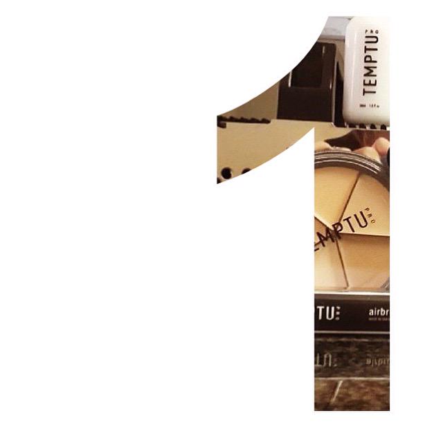 #TGIF! There's still time for our #FriendsandFamily Event. Shop now > temptu.cc/friendsfamilyp… #airbrushmakeup