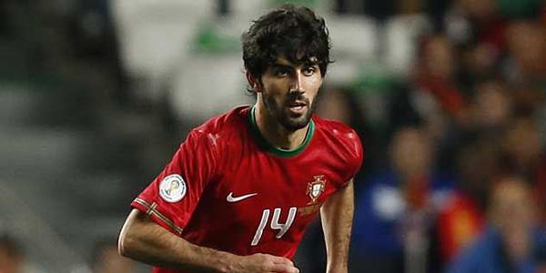 ntvspor's tweet photo. F.Bahçe için Neto iddiası!
http://t.co/kZQ5NJjBhN http://t.co/tVEsLLLRlD
