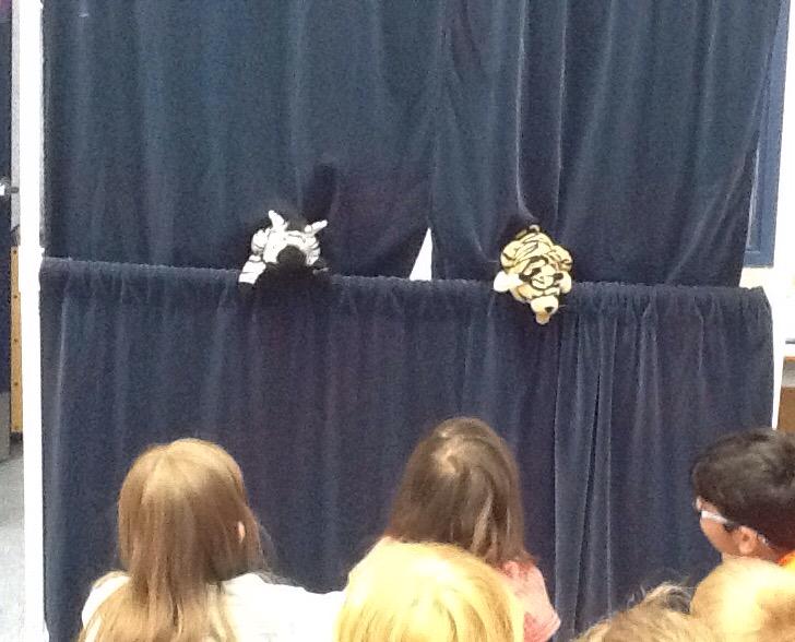 SurreyCentre's tweet photo. Mrs. Thorner's class sharing their stories through puppet plays. Very entertaining! http://t.co/OhH6LkZZCy