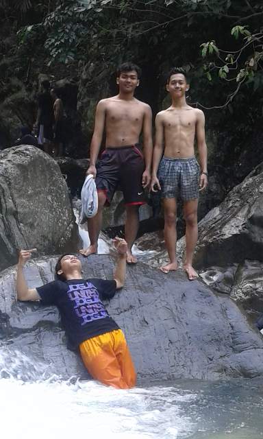febriyansahh's tweet photo. Haha http://t.co/FtUmGozRXt