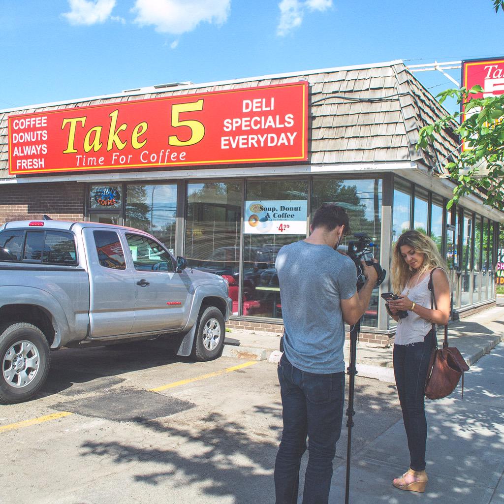 72hrsguide's tweet photo. Our journey took us into Edmonton's Beverly neighbourhood for #72hrsedmonton #yegfood #traveldiaries http://t.co/liXdh6jctR
