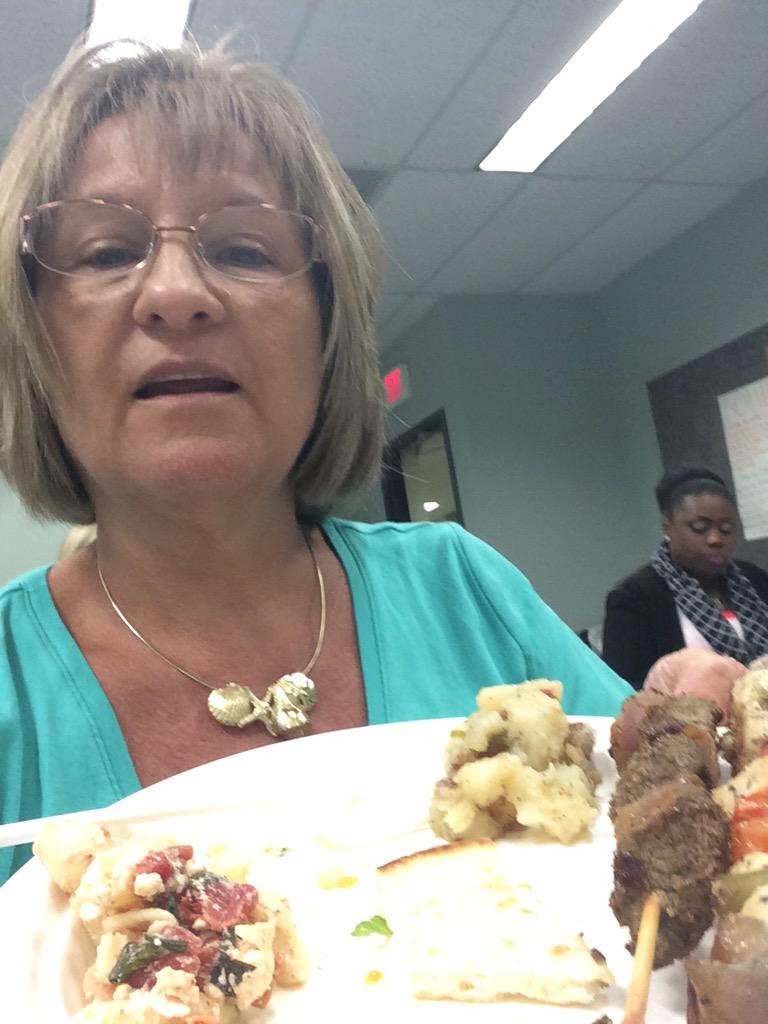 mleonard340's tweet photo. Who said there's no such thing as a free lunch?  @cubegrl #JAXCEFE http://t.co/b3ueDERIuD