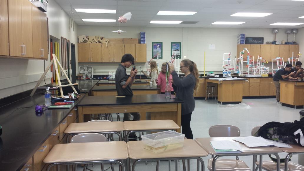 SCHphysics's tweet photo. One more week of fun in summer bridge to physics http://t.co/I0SYITVvVU