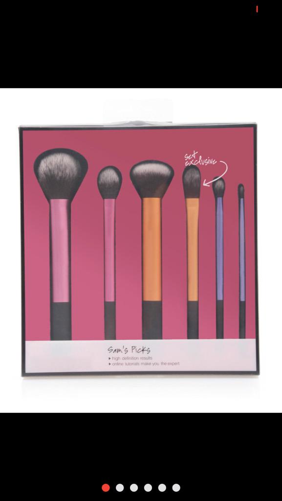 Dolly's Wardrobe (dollyswardrobe) Twitter