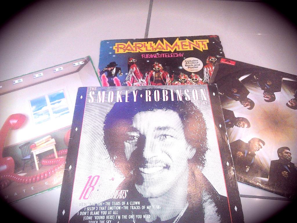 Dane_UK's tweet image. So I'm at my old mans.. Found these.. #SamplingTime #MPC #Midnight67 #OldSkool 👊👅💃