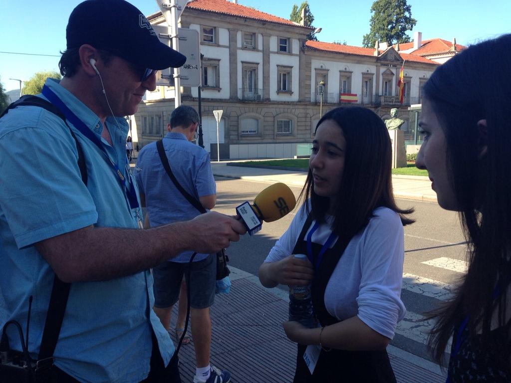 En el escenario 1 Nota y en directo en La Ventana entrevista a <a href="/edgarcuerdo23/">Edgar Cuerdo</a> @guillermocastrooficial Lucía y Claudia