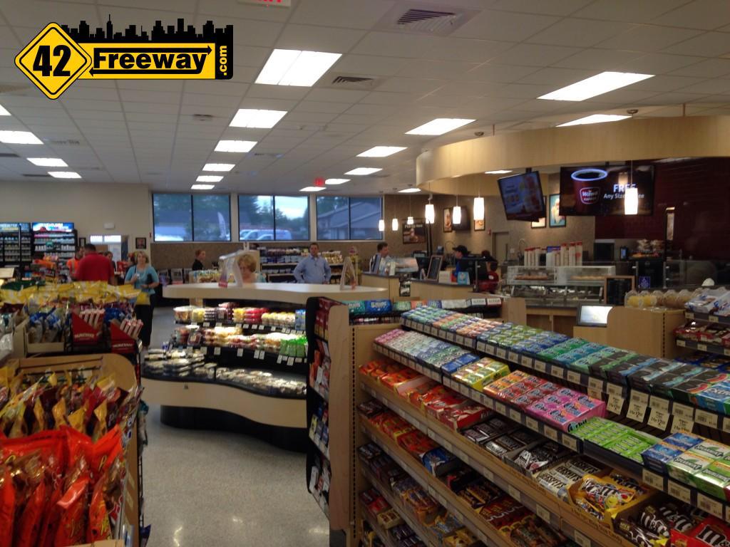 42freeway's tweet image. #Bellmawr Super @Wawa has opened!  We visited today. 10 pics and a few observations. 42freeway.com/bellmawr-super…