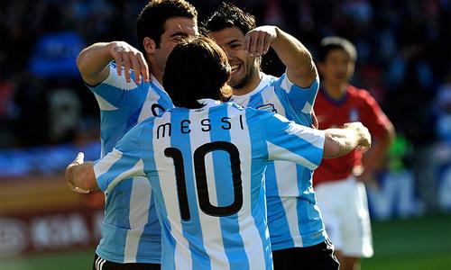 ProHomeCA's tweet photo. El país con mejor promedio de gol en Copa América es Argentina con 2,41 gppj. http://t.co/WUa2nAiQ5d