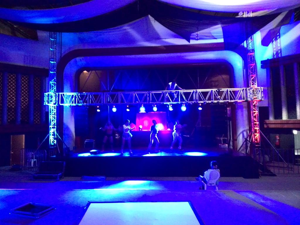BacteriaSound's tweet photo. Ya esta lista la prueba de sonido para la #BigUpParty http://t.co/SajAwCaXKA