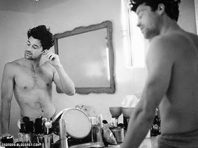 Soy sexy incluso quitandome la cera de los oidos