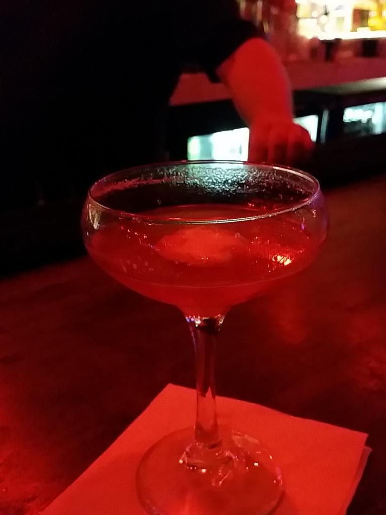 tlpspurs's tweet photo. Cosmos at @ItsTheBunker http://t.co/ufiMiVGwHO