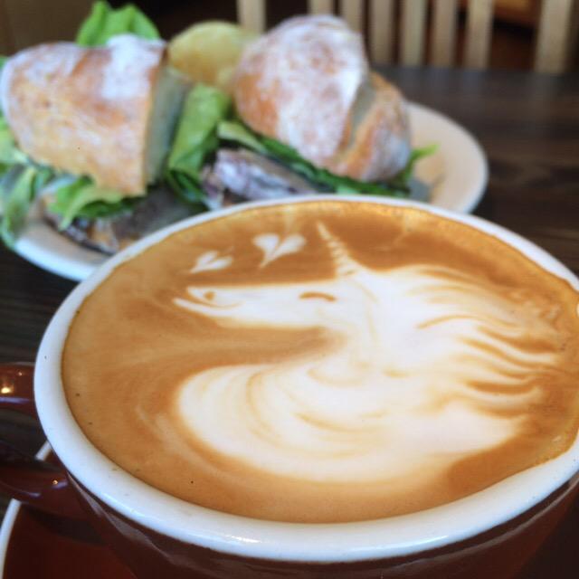 Our mate kale at <a href="/HitchcockDeli/">Hitchcock Deli</a> does #unicorns the #patedecampagne #baguette doesnt suck #Bainbridgeisland