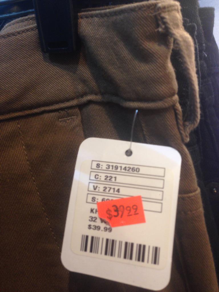justjoeymcb's tweet photo. Everyone NEEDS to check out the insane sale going on at Urban Outfitters right now!!!! 😍 #ThatSaleTho http://t.co/LLMfNzuQso