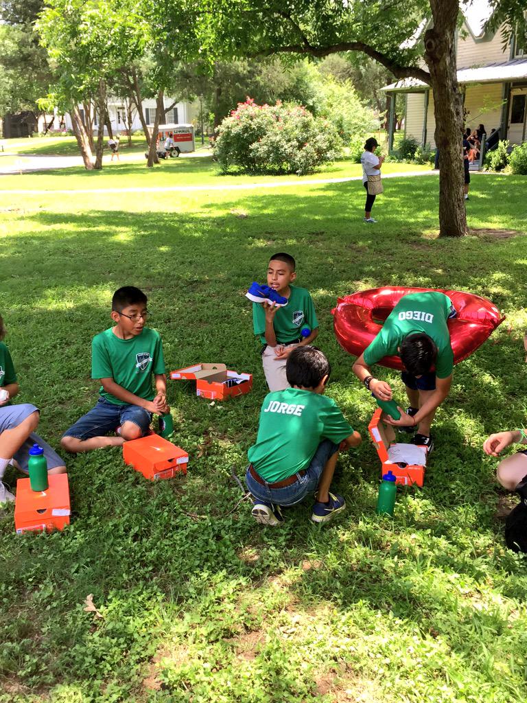 DallasPAL's tweet photo. Brand new shoes 4 some deserving youth! #Juneteenth #WalkToDestiny @DPDChief @DallasPD @dhvillage @DPDCA @Nike http://t.co/LMAjnHwZUD
