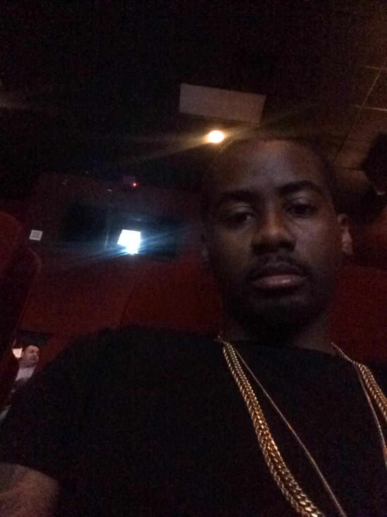 KashVerrazano's tweet photo. Private Screening For The New Movie Rubble Kings !! #RubbleKings #ParentalAdvisory #AMC42nd http://t.co/VUF1O3WdFj