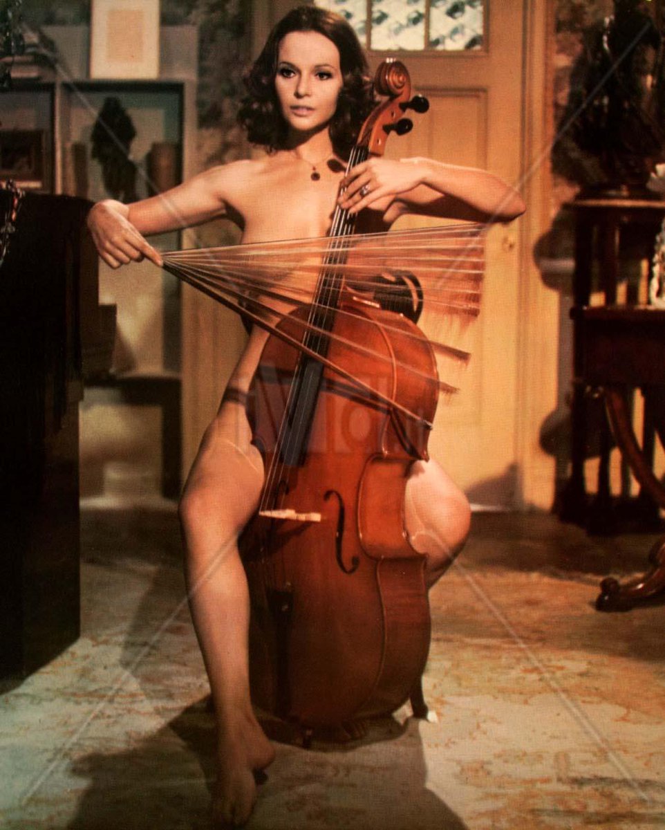 Elizabeth Bourgine on Twitter: "Laura Antonelli ✨ https://t.co/C2hf1ELkpO"  / Twitter