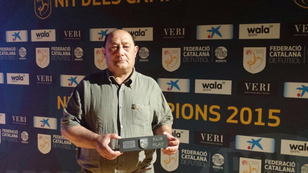 UE_Avia's tweet image. La @FCF_CAT ha premiat al Josep Casas pels seus 45 anys d dedicació a l'Avià. Felicitats! @Gol_Cat @regionalfutbol