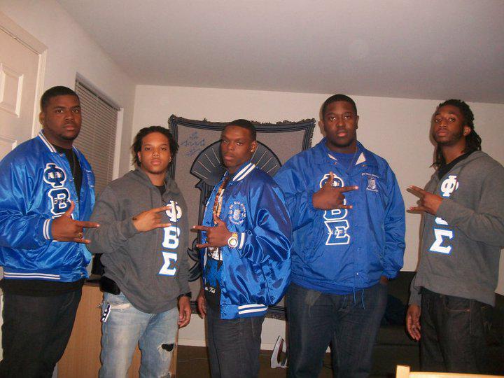 wolfofdena's tweet image. #Fall2010 BE GL EA #Sandz #LBs #FBF