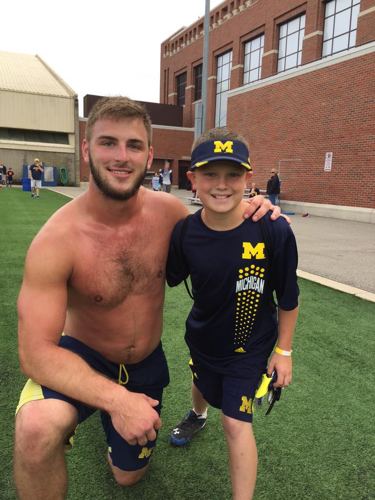 2015 Tight End Of The Year Michigan Football Player Jake Butt Has Best