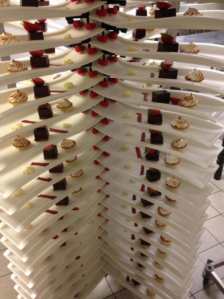 FlavinTom's tweet photo. New desert plates #TastingPlatter out for their first spin tonight @LimerickStrand @chefmc #localfood http://t.co/c3bQDikbFm