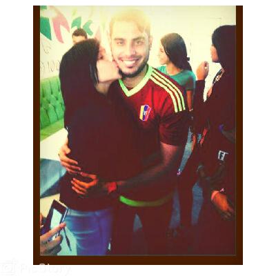 FCRonaldBOjeda's tweet photo. EL DE TODAS RT"@Sthepanie96: THE MAN OF MY DREAMS @RonaldBorjas ♥!! http://t.co/9RYpc7IfHy"