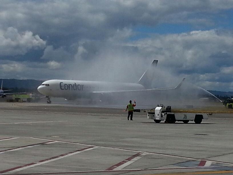 Condor_America's tweet photo. #CondorInaugural @flypdx http://t.co/A6zBoAdz9m