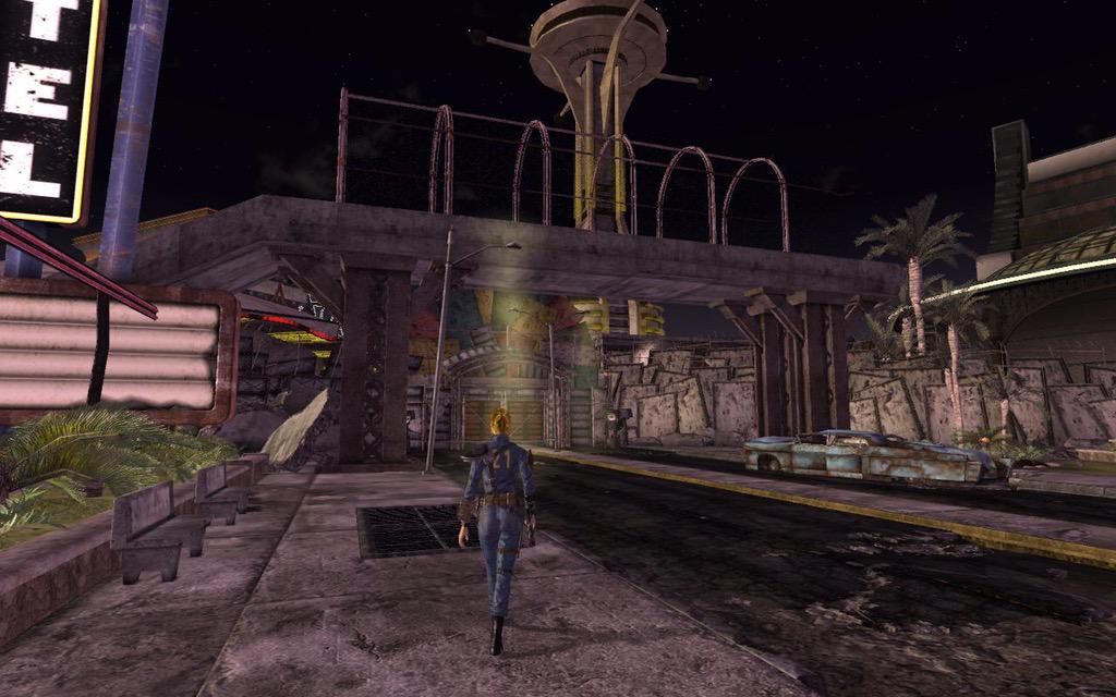 GPrimeGaming's tweet photo. They call her "The Vault Dweller." Sarah Weintraub companion/Vault 21 upgrade mod live on nexus. http://t.co/XUnGWNxOjg