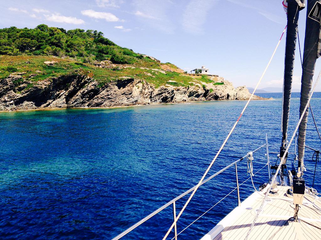 VeroBotta's tweet photo. Lost in #porquerolles @giornalevela @AmelYachts #amel55cabriolet #sailing http://t.co/40YbyaM6cP