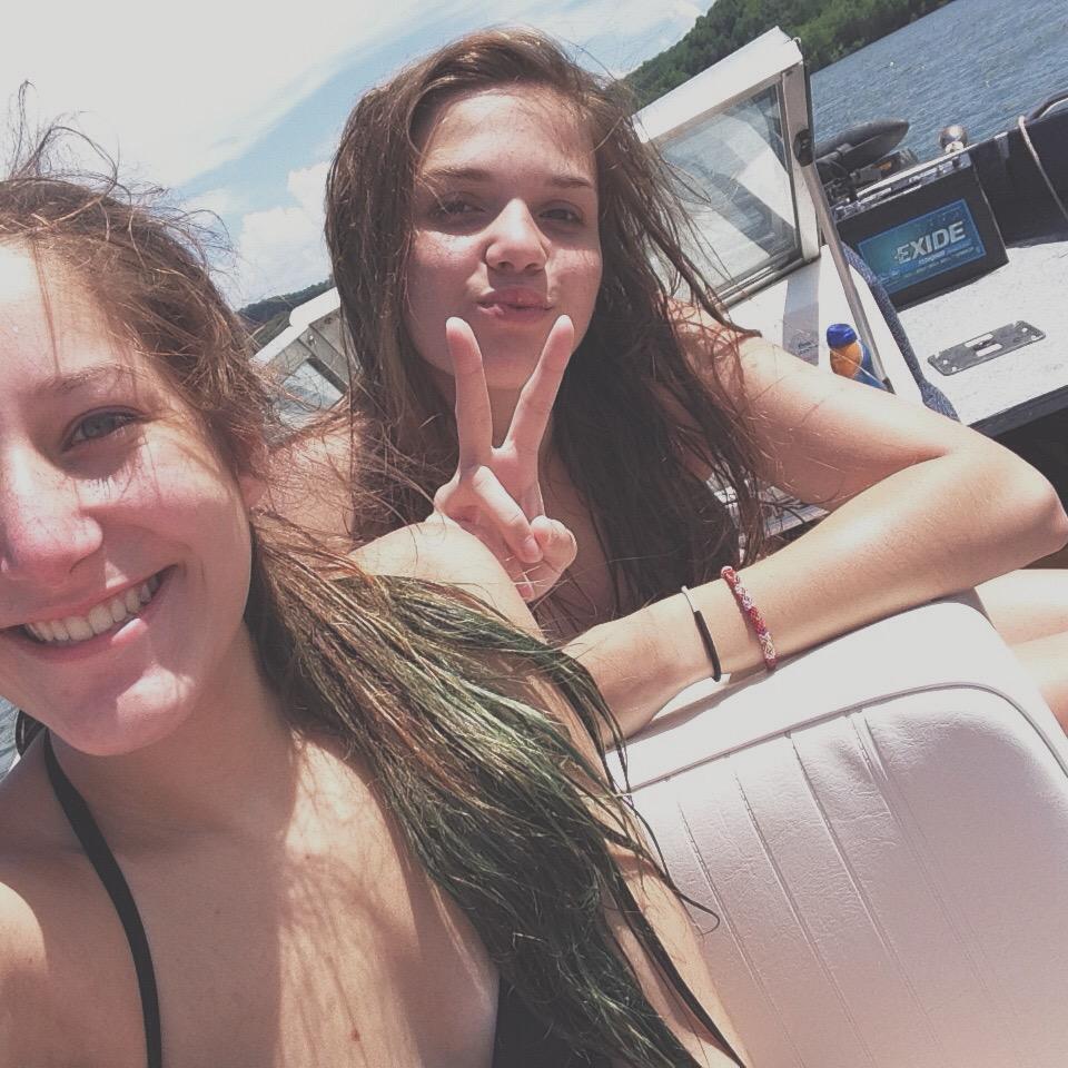 cait_lister's tweet image. BOUT TO BE BEACH BOUND WITH MY BESTIE TOMORROW #pcb15🌊☀️👭💖