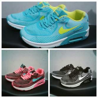 FemJava's tweet image. Airmax women 
size 36-40 ||Rp. 440
Harga blm termasuk disc &amp;amp; ongkir
Call / WA 081233113289