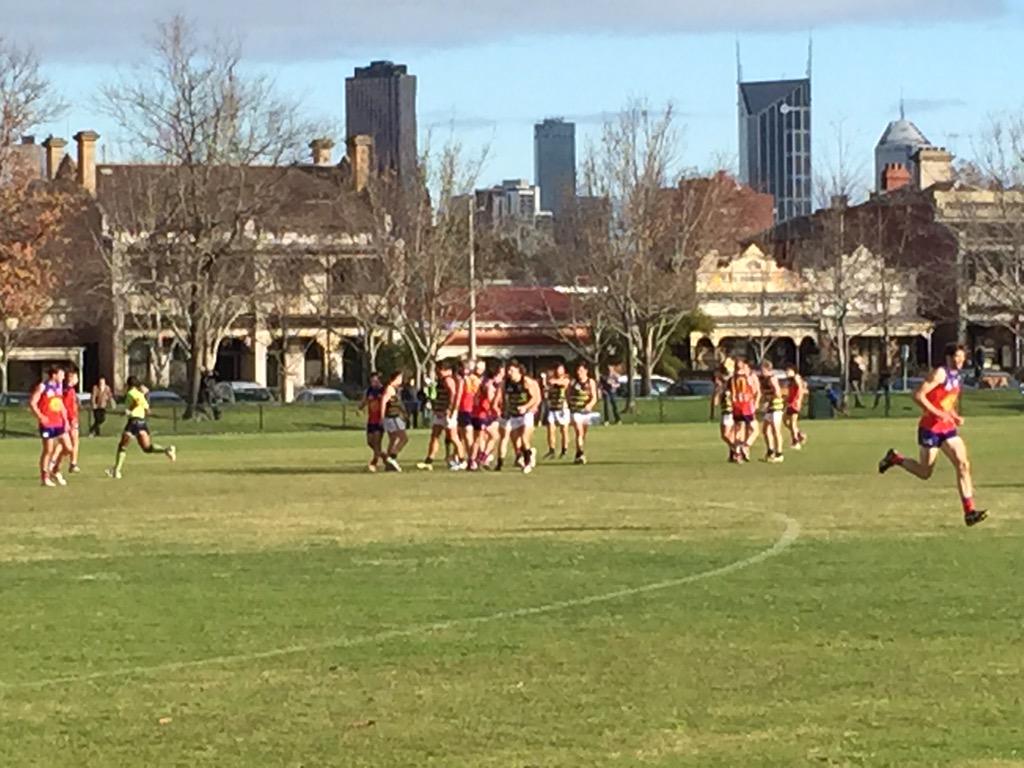 skelly8888's tweet photo. @Fitzroy_FC @joaneddy thanks so much  for hosting @brisbanelions for President's lunch. #GoFitzroy #GOLIONS http://t.co/0INCFV5x9M