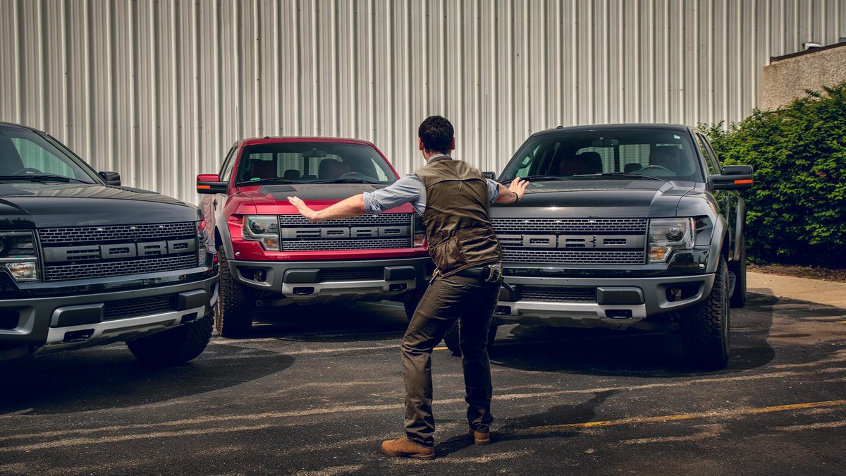 Ford's tweet image. These #raptors don’t play around. #ZoorassicWorld