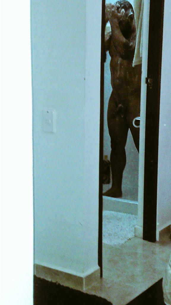 ActivosCali's tweet photo. Tarde de culiadera con un amiguito muy rico http://t.co/ao12vwjKTi