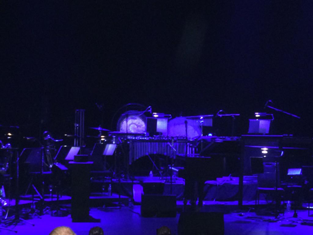 creativeissueAU's tweet image. The stage is set...and ready for Eddie Perfect. We're @AdelaideCabaret hosted by @BrandSouthAust #TheCreativeIssue