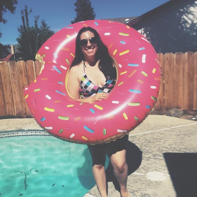 msnicoledarling's tweet image. 🍩 #donutlife #donutfloat