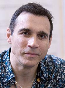 Happy 35th birthday to the one and only Adrian Paul! Congratulations 