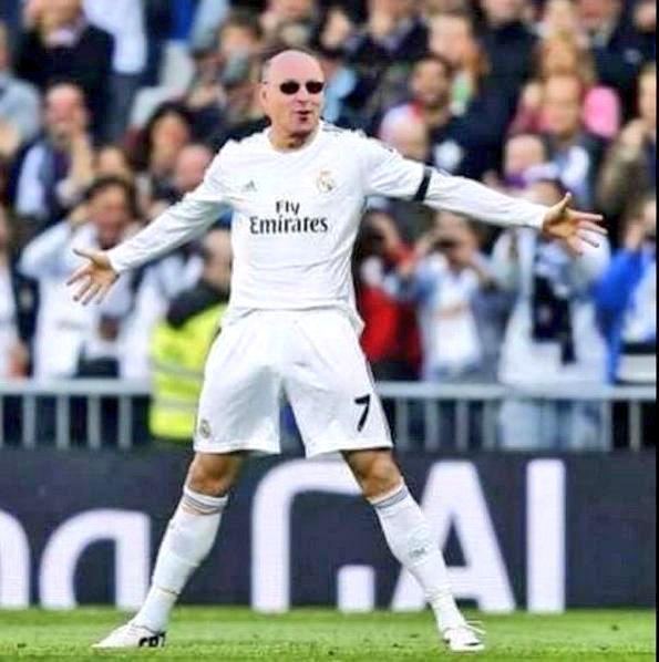 ennegobbo's tweet photo. Ragazzi, il fenomeno ce l'avete già http://t.co/Fhm5y9CsYC