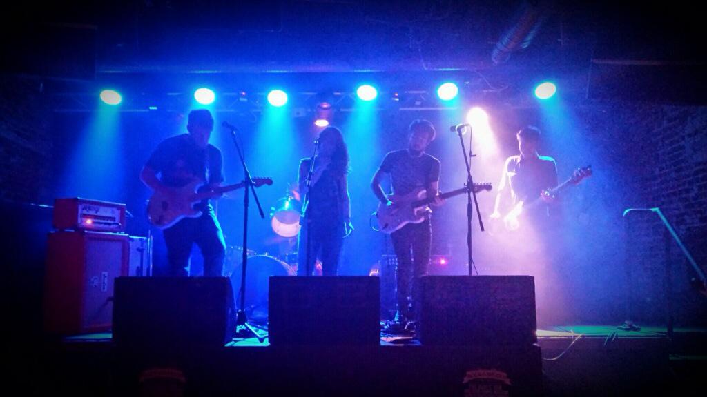 RockoftheWoods's tweet photo. #ROTW2015 PreParty @LuckyBar kicking off w/ @winstonwolfe42! http://t.co/2UdcY0FefJ