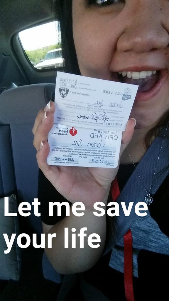 JordanGee13's tweet photo. This girl is officially CPR/AED and First Aid certified! #LetMeSaveYourLife http://t.co/b3DqZhVRUF