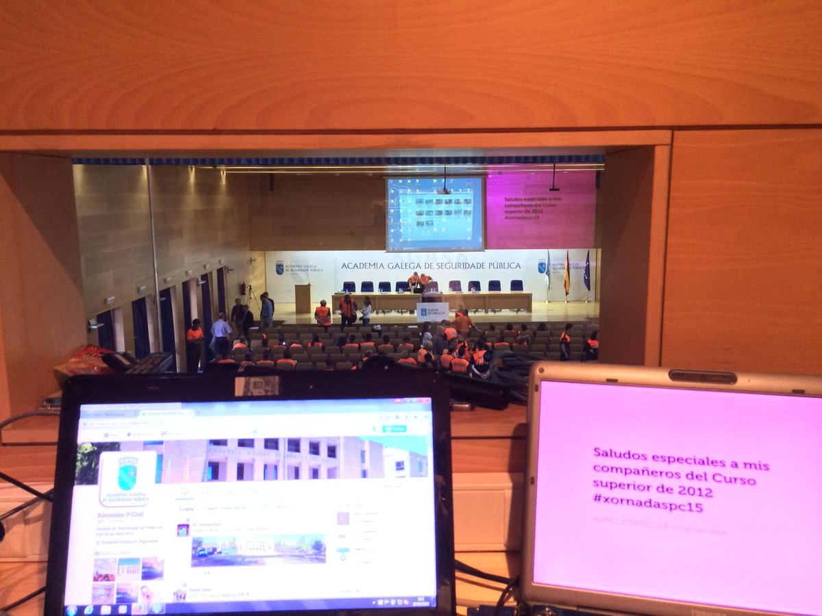 PC_Xornadas's tweet photo. Entre bambalinas, todo ¡LISTO!

Comparte tu comentario usando etiqueta #XornadaPC15 http://t.co/WexzDbRgxf