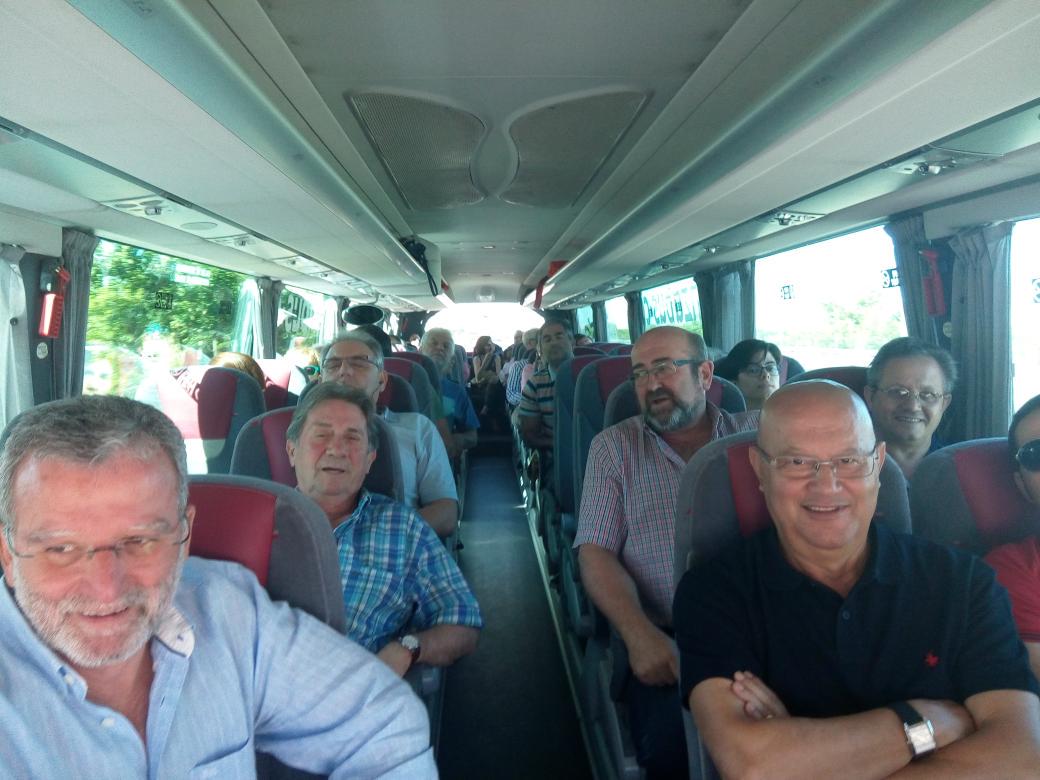 IS_psoeex's tweet image. Un autobús cargado de Socialismo esta entrando en Madrid destino SEDE UGT #AsambleaFederalIS . @ispsoe @