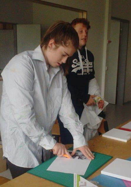 CHSupdates's tweet photo. Good art work going on with  our Yr 10 German Exchange pupils. http://t.co/gIQZDzcJdu